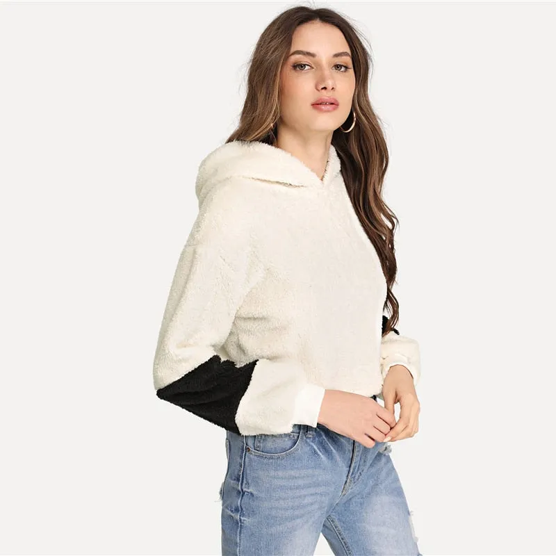 ONG Elegant Pullover Hoodie